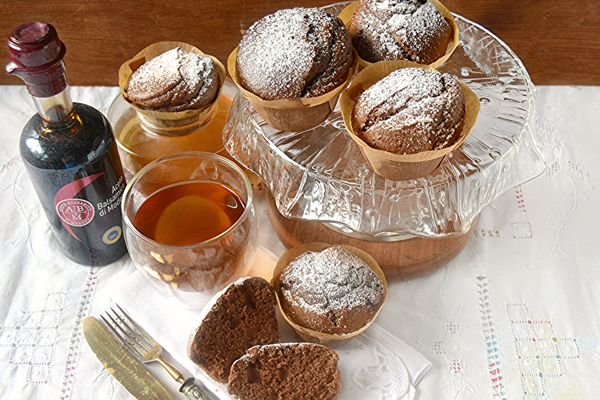 Tortine con farina di castagna ricotta e Aceto Balsamico di Modena IGP