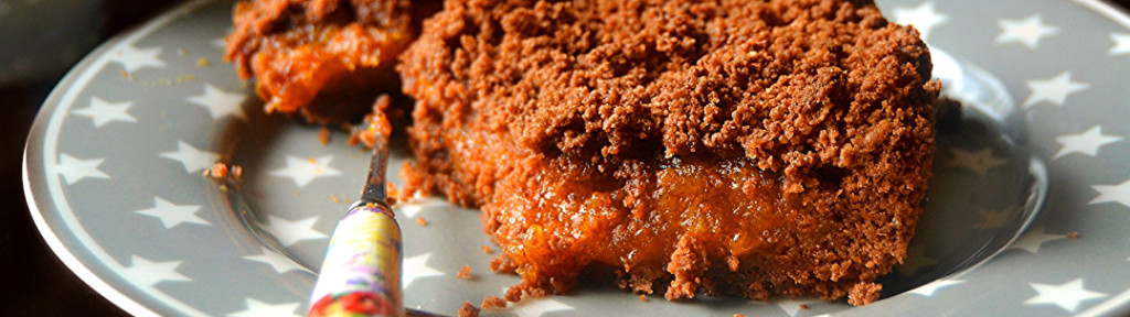 Tarta crumble de caquis al cacao y Vinagre Balsámico de Módena IGP