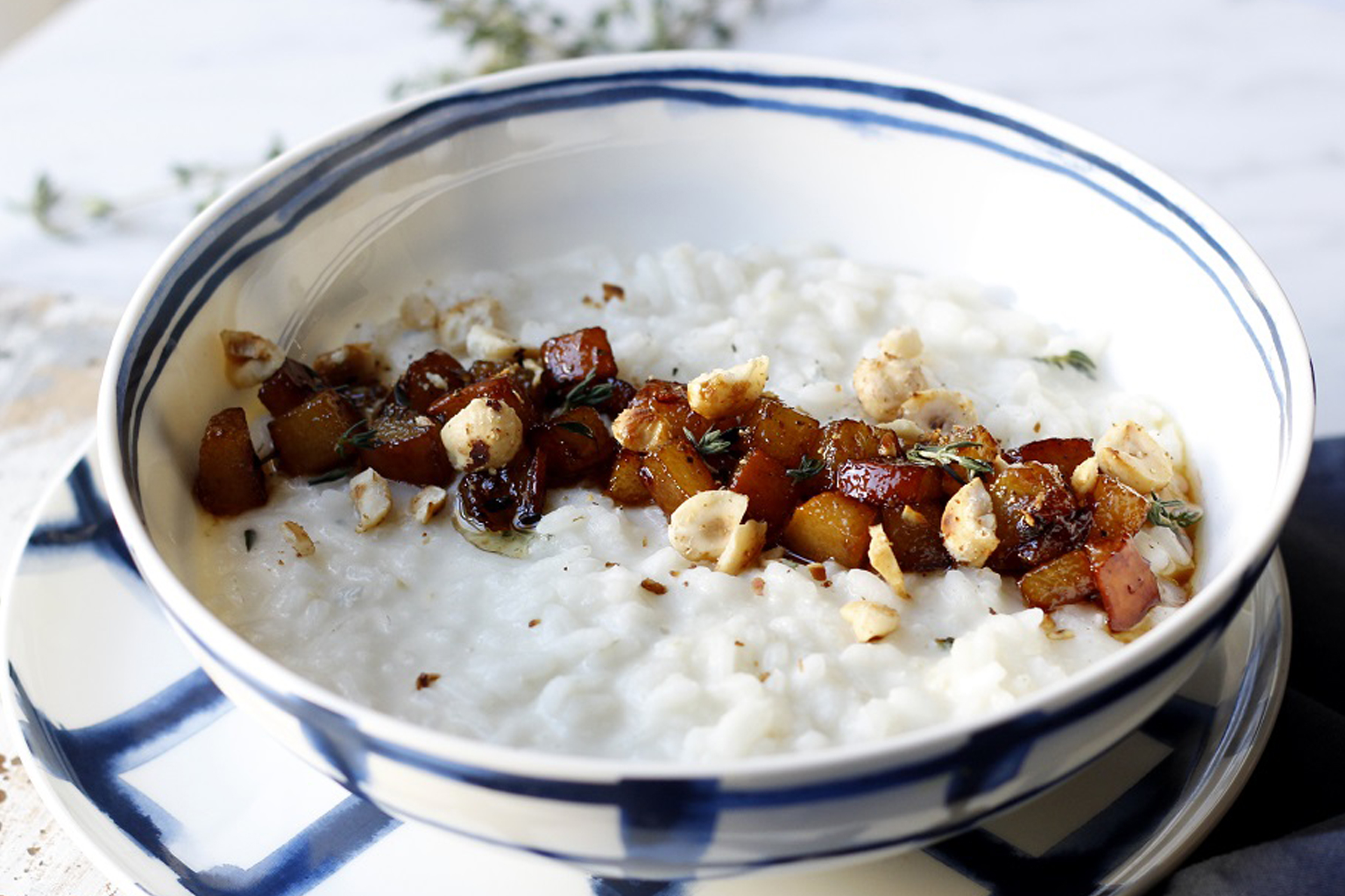 Risotto al gorgonzola con pere caramellate all’Aceto Balsamico di Modena IGP e nocciole tostate