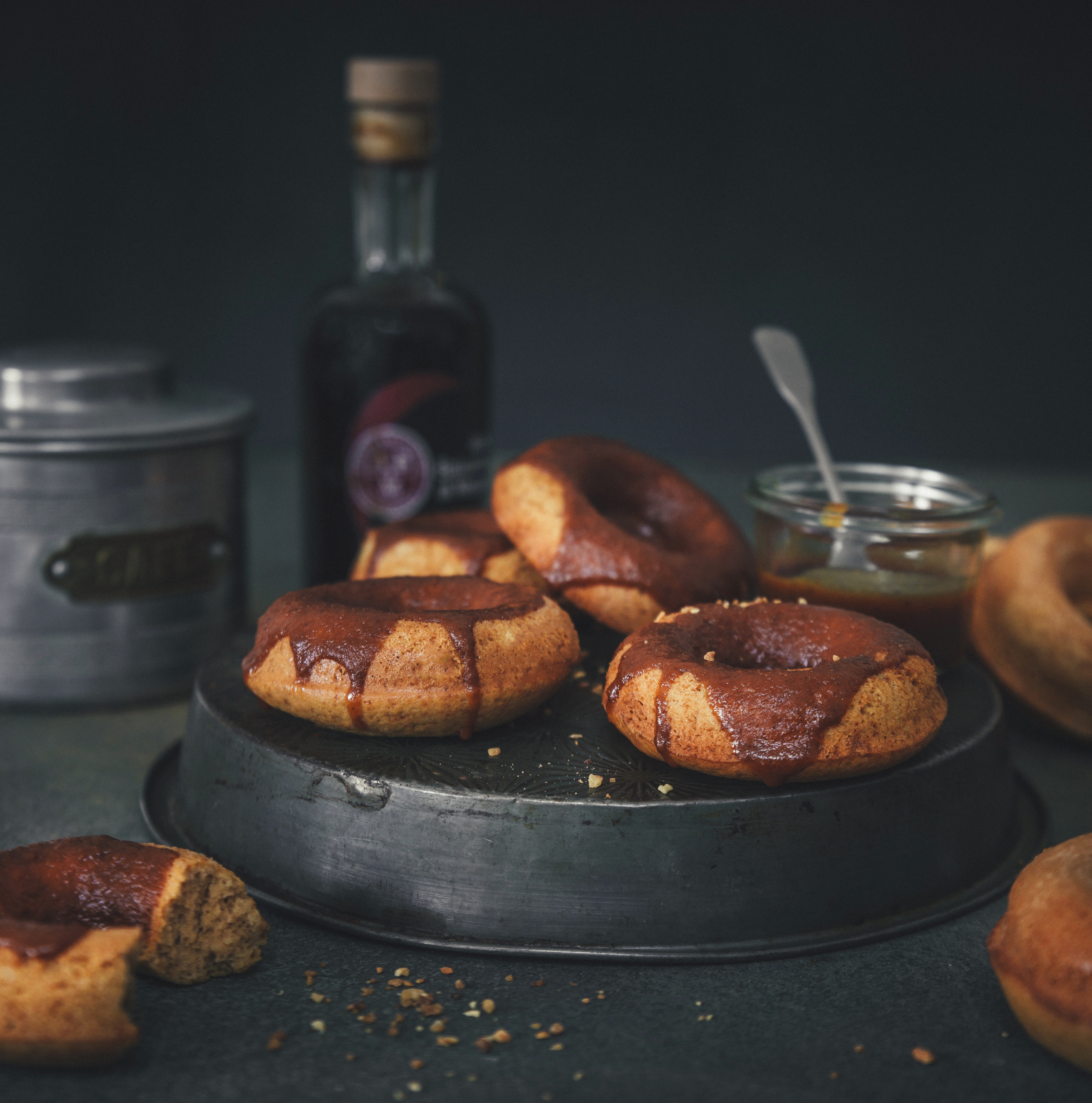 Donuts au chai latte, glaçage au caramel de Vinaigre Balsamique de Modène IGP