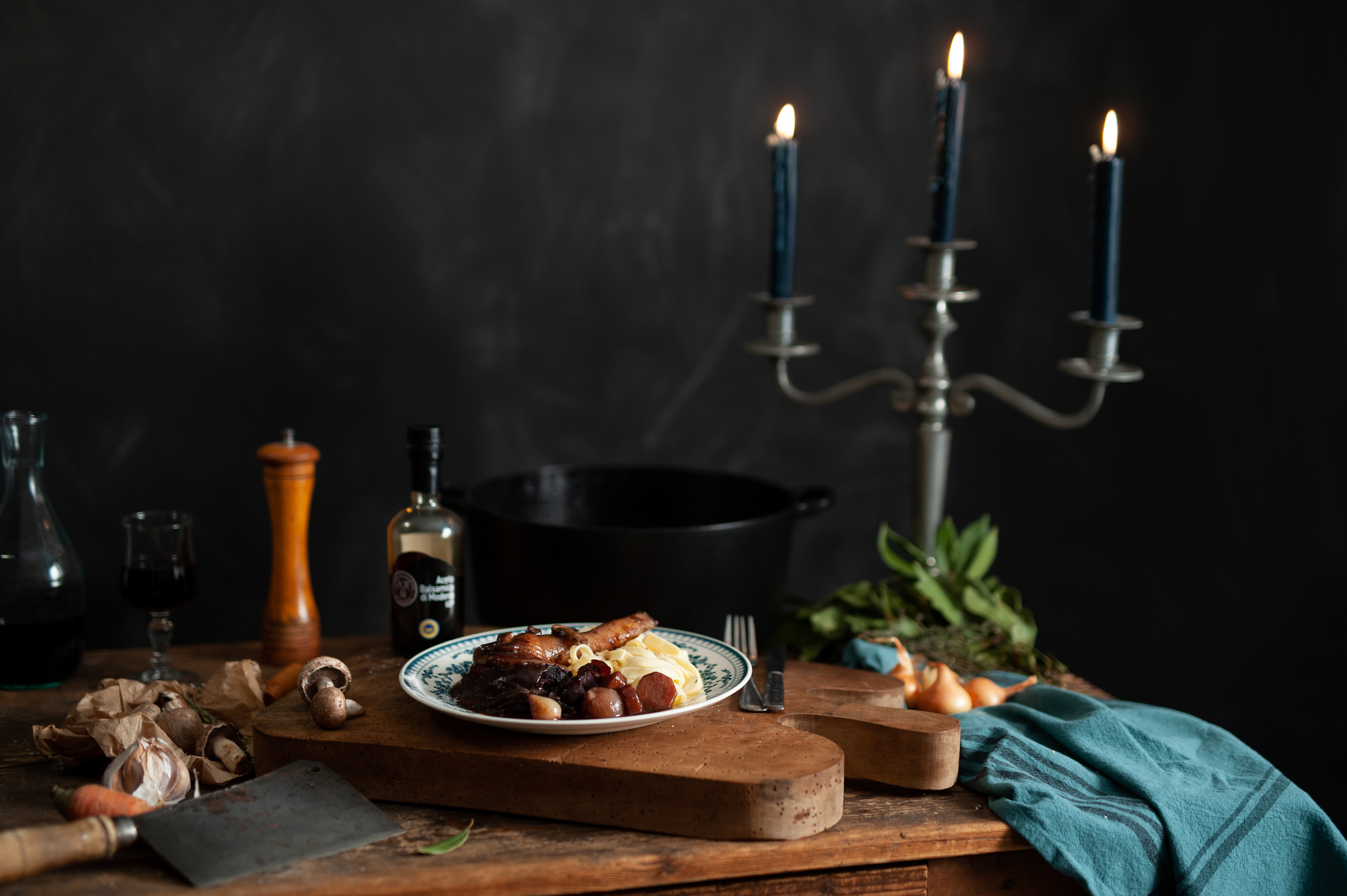 Coq au vin et au Vinaigre Balsamique de Modène IGP