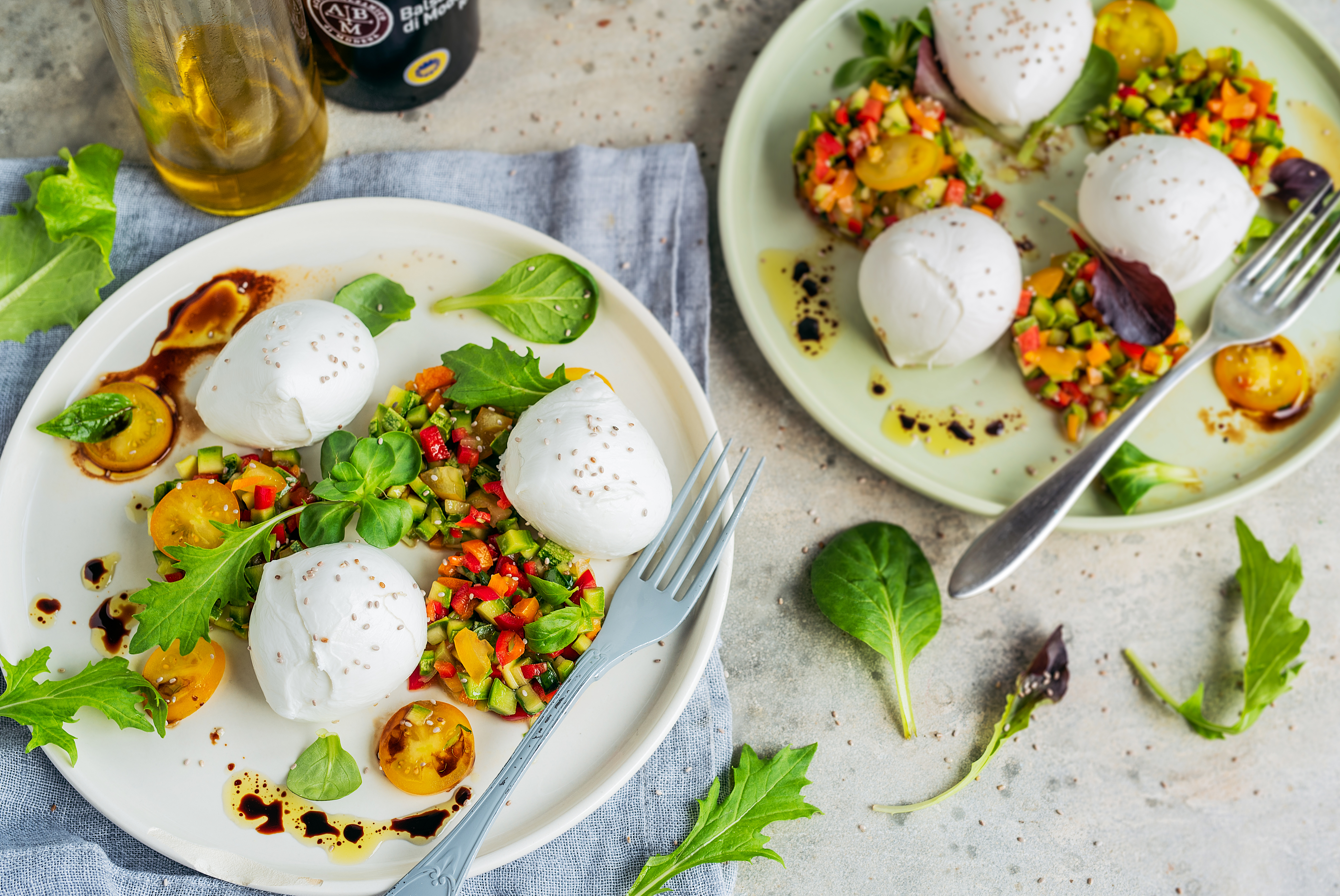 Tartare de légumes du soleil et mozzarella di Bufala