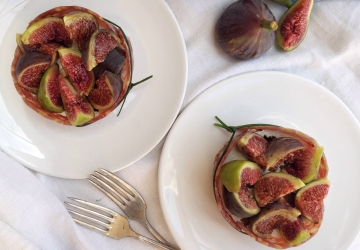 Tortini di caprino salame e fichi con Aceto Balsamico di Modena IGP