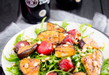 Rucola-Salat mit Aceto Balsamico di Modena g.g.A.-Tomaten