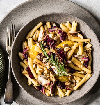 Herbstliche Pasta mit Radicchio Orangen und Aceto Balsamico di Modena g.g.A.