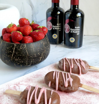 Gelatini alle fragole con Aceto Balsamico di Modena IGP