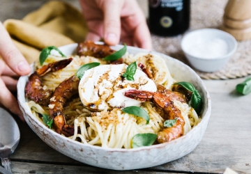 Spaghetti au citron et gambas caramélisées au Vinaigre Balsamique de Modène IGP