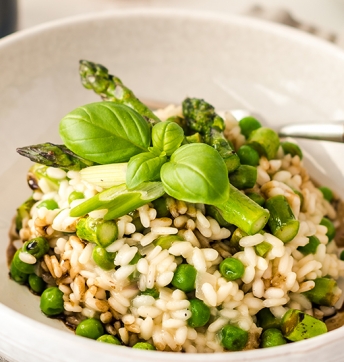 Frühlingshaftes Risotto mit Spargel und Aceto Balsamico di Modena g.g.A.