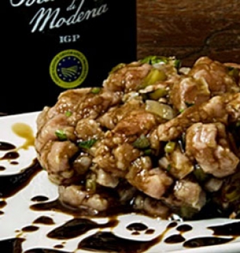 Tartare di scottona all’Aceto Balsamico di Modena IGP invecchiato