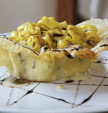 Tortellini  de “Nonna Sarita” crème et gaufrette de Parmigiano Reggiano AOP 24 mois avec Vinaigre Balsamique de Modène IGP