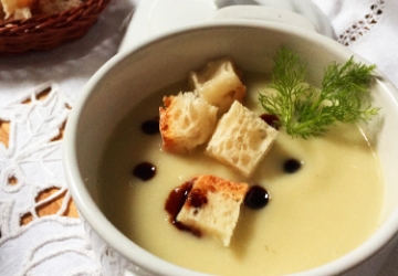 Fennel cream with Balsamic Vinegar of Modena PGI and croutons