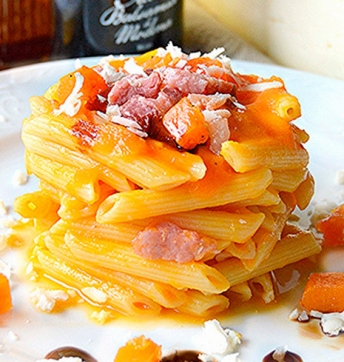 Penne avec courge, lard et Vinaigre Balsamique de Modène IGP