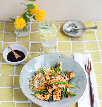 Quinoa agli asparagi con pollo marinato all’Aceto Balsamico di Modena IGP